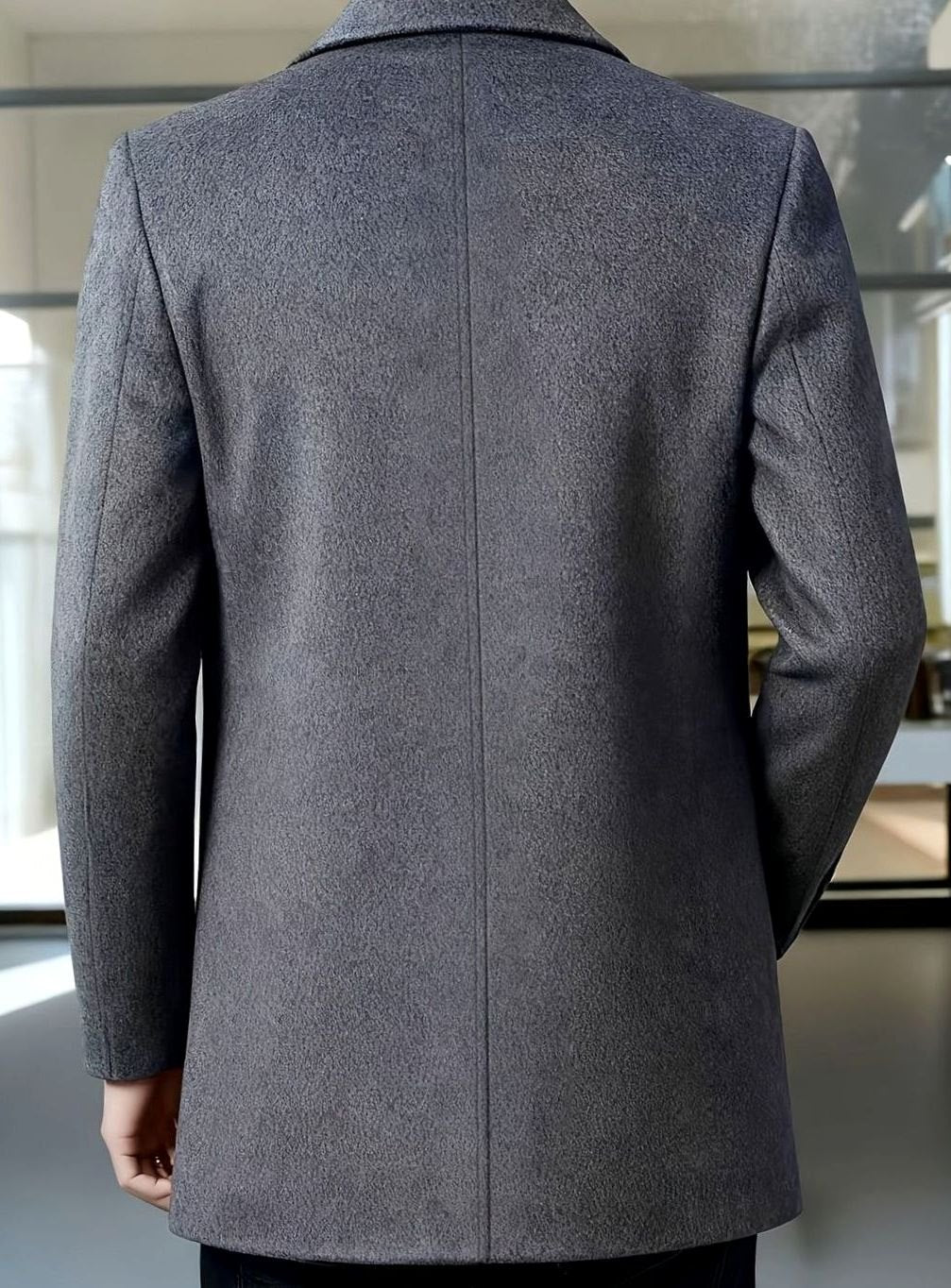 Men's Relaxed Fit Wool Overcoat with Classic Collar