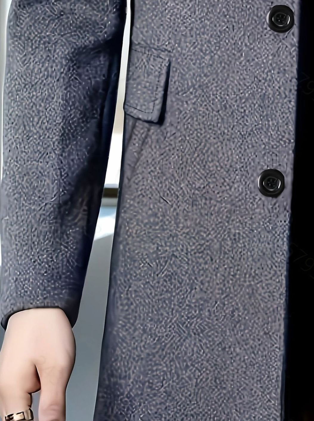 Men's Relaxed Fit Wool Overcoat with Classic Collar