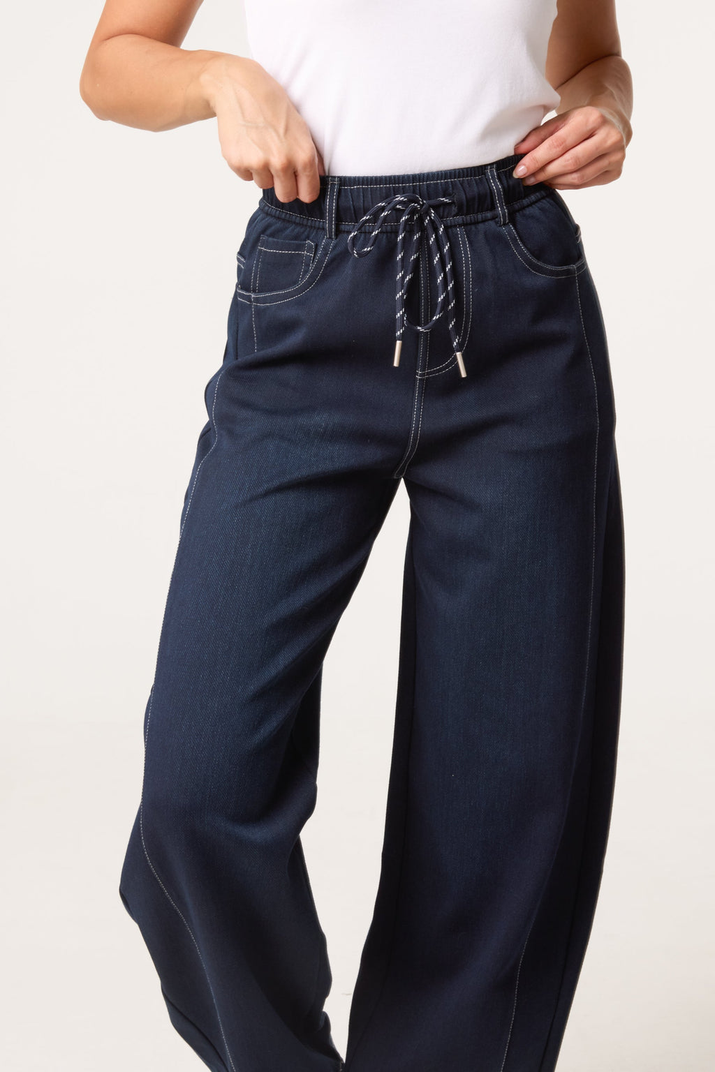 Women's Barrel Leg Jeans with Stitch Detail, Indigo