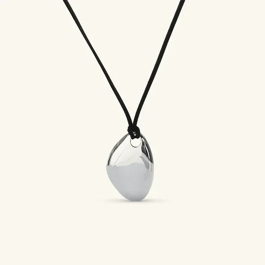 Women's Pebble Pendant Necklace in Gold or Silver-Plated Stainless Steel