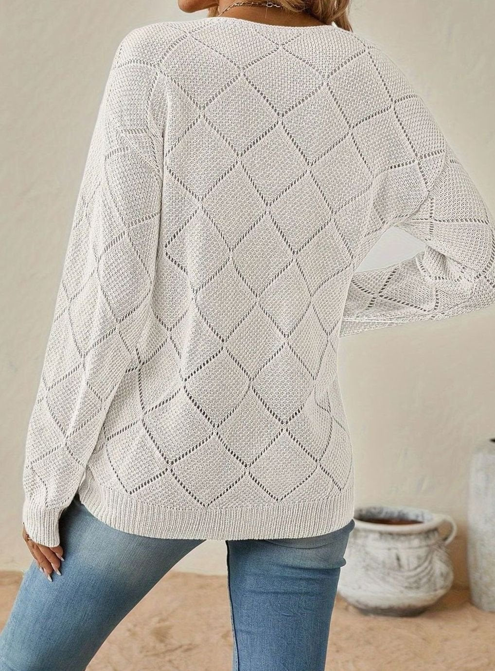 Women's V-Neck Diamond-Knit Long-Sleeve Sweater
